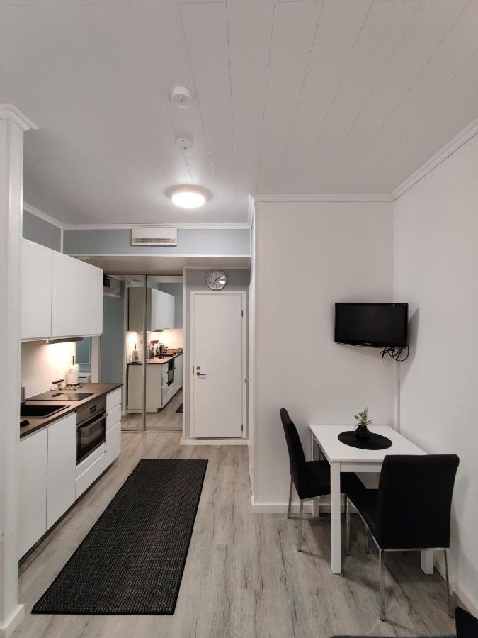 Alexi Apartments - Newly Renovated Apt In The Heart Of The City Near To Railway Station And Nokia Arena Tampere Exterior foto